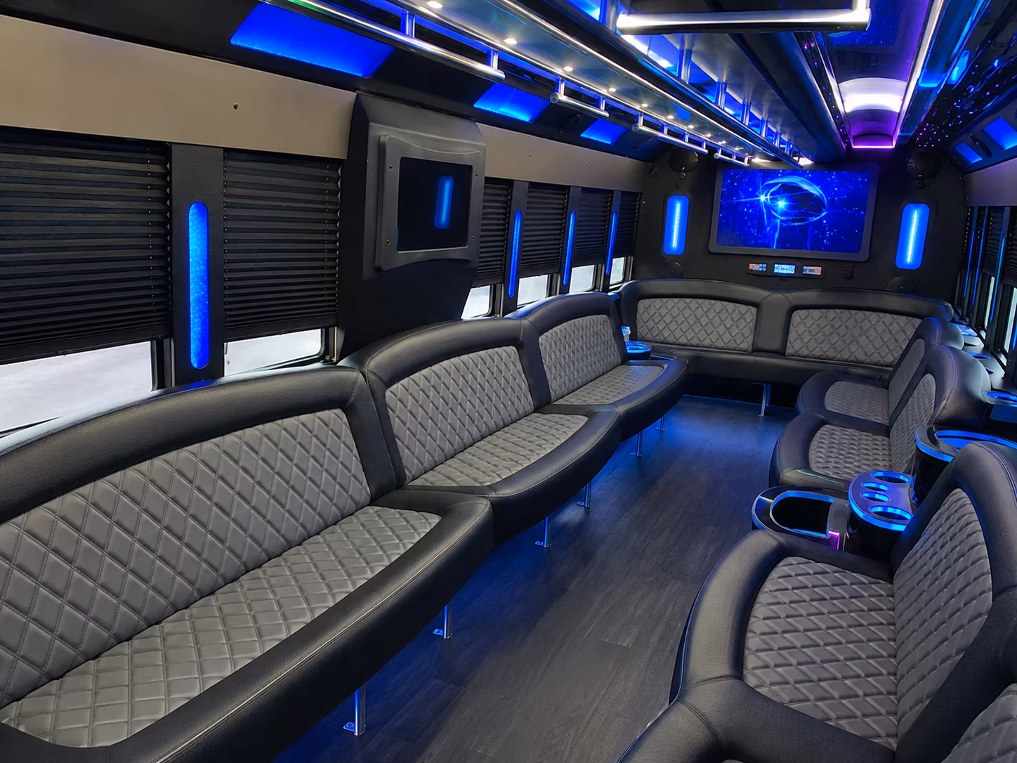 lake compounce americas oldest amusement park party bus rental