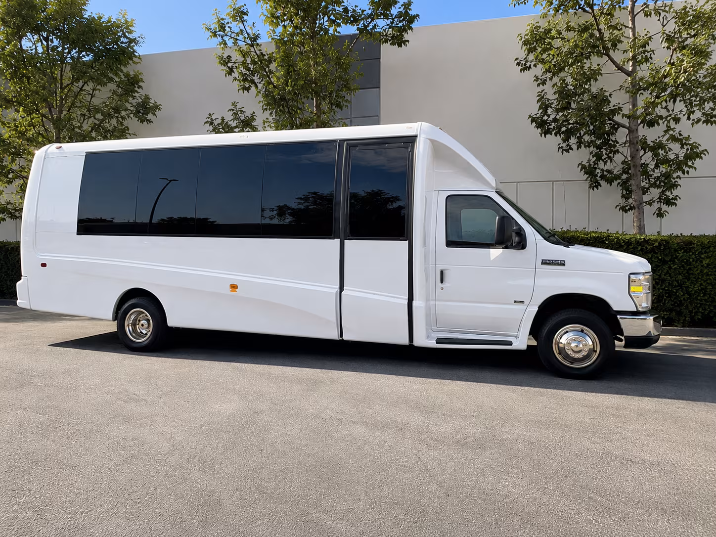 meriden bus rentals