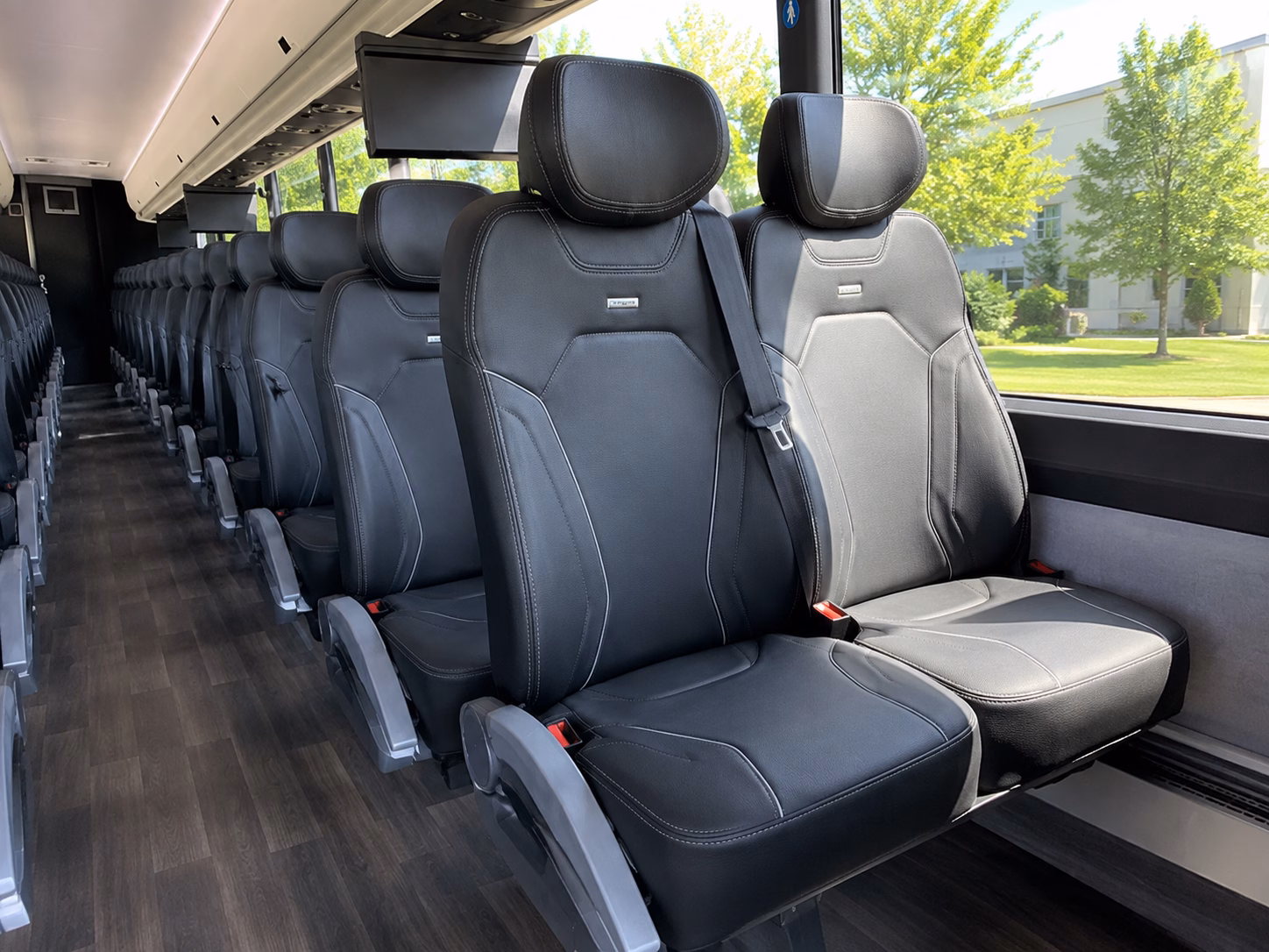 wallingford bristolcharter bus rental